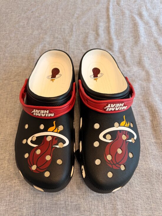 NEW Miami Heat Crocs Size 13 main image 4